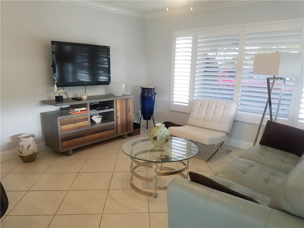 Edgewater Estates 40-7 B - Residential Lease