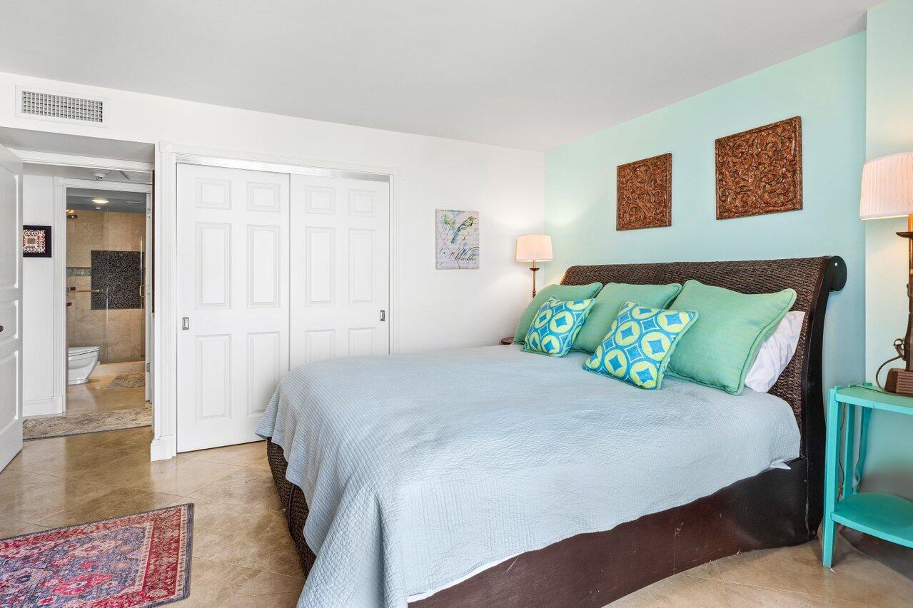 OCEAN TOWERS CONDO - Residential