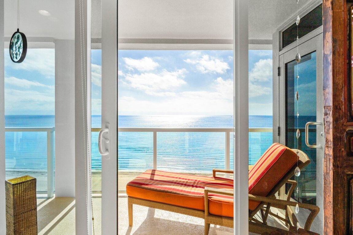 OCEAN TOWERS CONDO - Residential