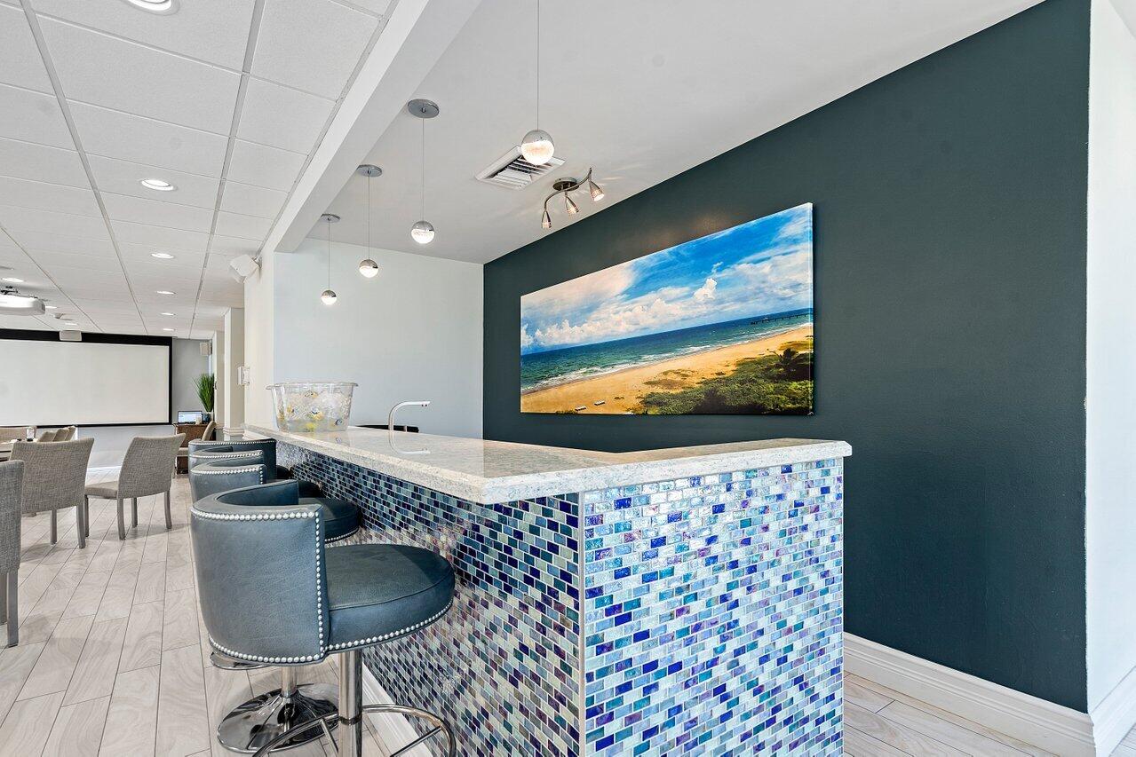 OCEAN TOWERS CONDO - Residential