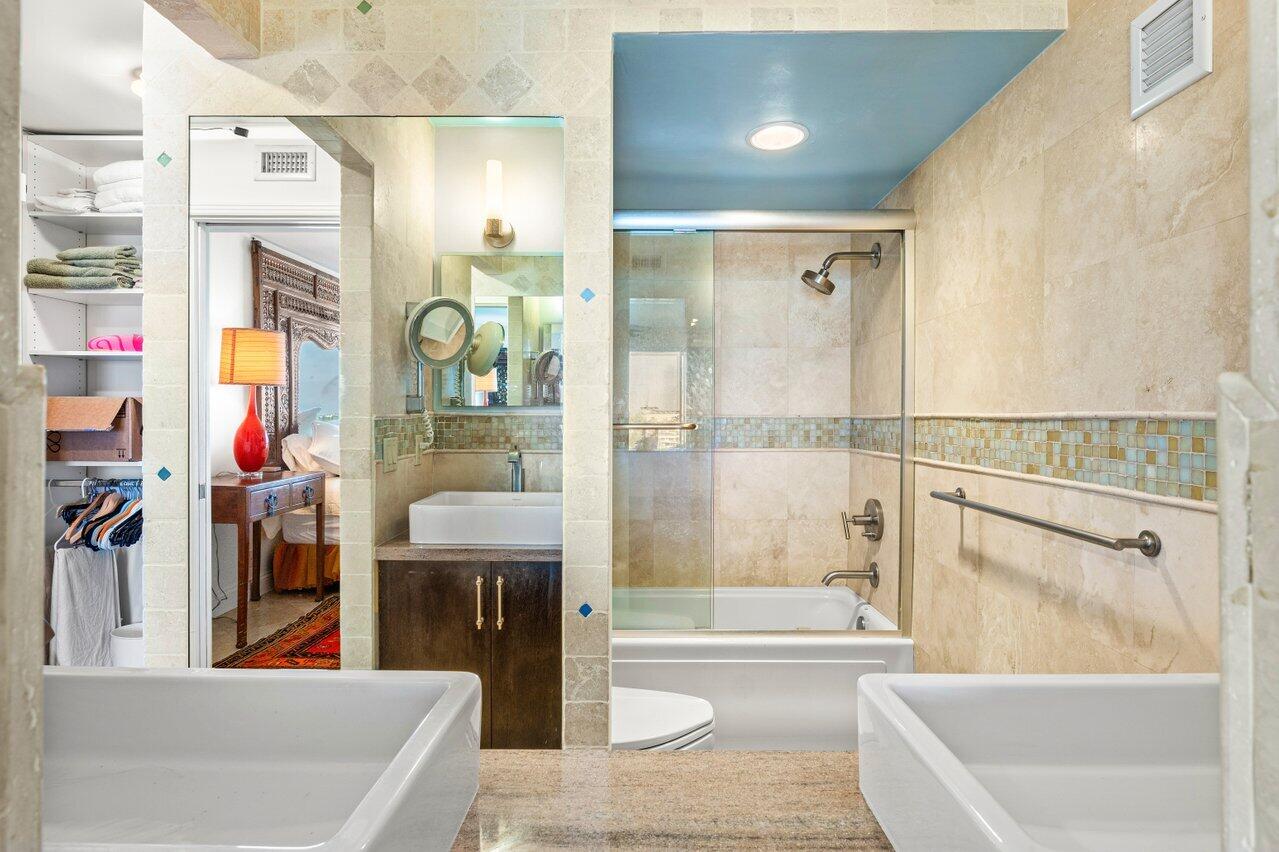 OCEAN TOWERS CONDO - Residential