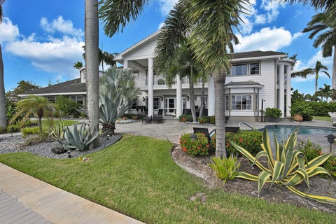 Tiny photo for 2782 NE 3rd Street, Pompano Beach, FL 33062 (MLS # B26084832)