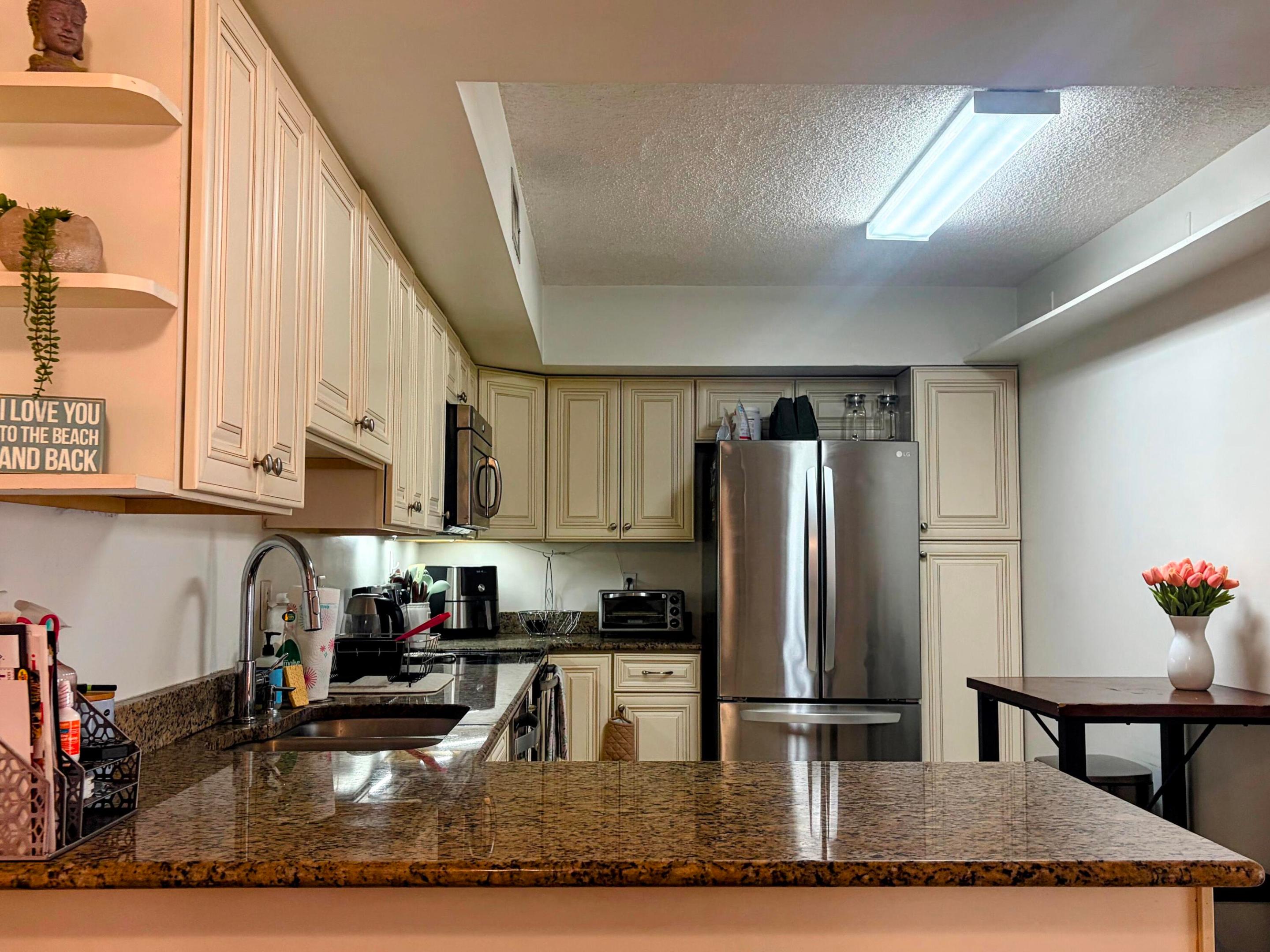 LAKE WINDWOOD CONDO - Residential