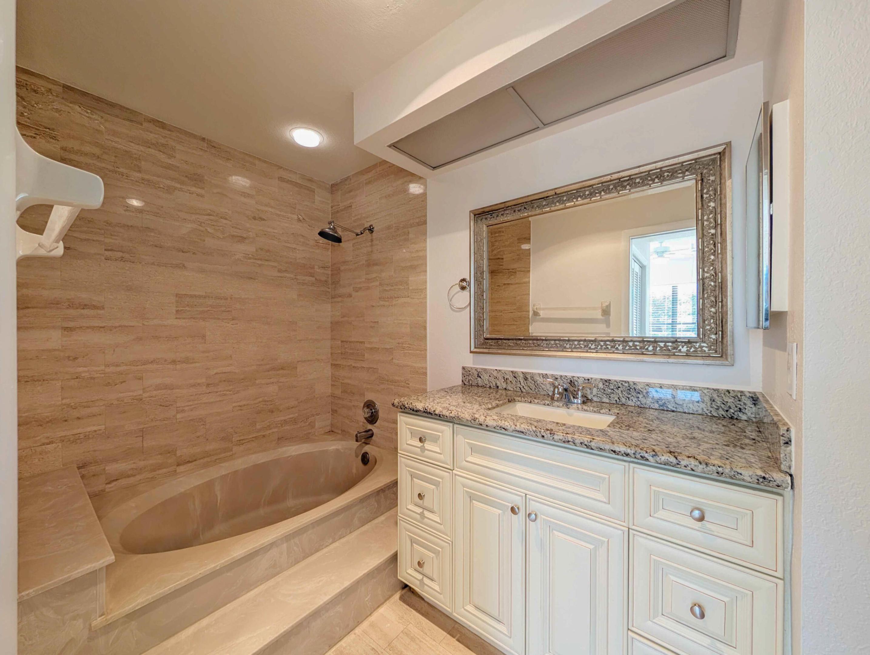 LA PAZ AT BOCA POINTE - Residential Lease