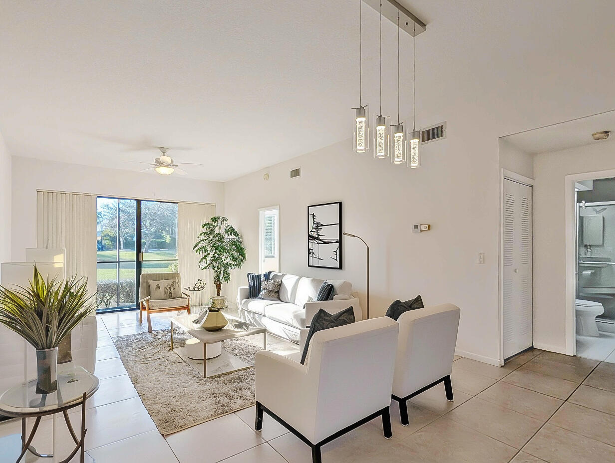 LA PAZ AT BOCA POINTE - Residential Lease