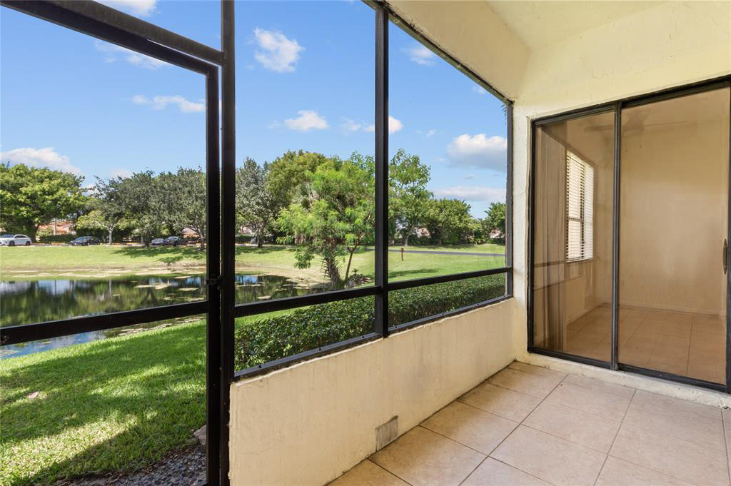 LA PAZ AT BOCA POINTE - Residential Lease