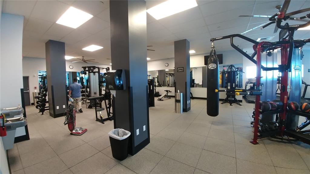 HOLLYWOOD BEACH - Residential