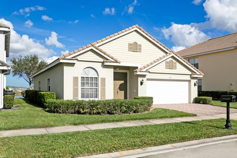 Photo of 11500 SW Glengarry Court, Port Saint Lucie, FL 34987 (MLS # R11147369)
