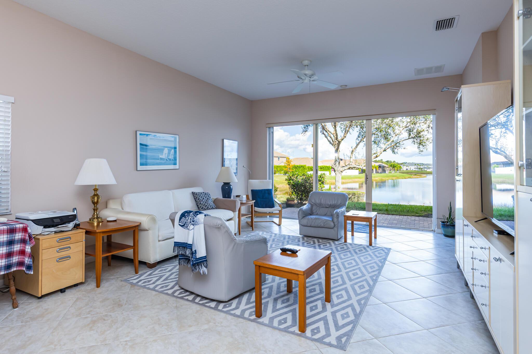 Victoria Parc at Traditio - Residential