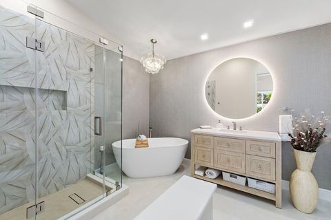 45 Via Verona Palm Beach Gardens FL 33418