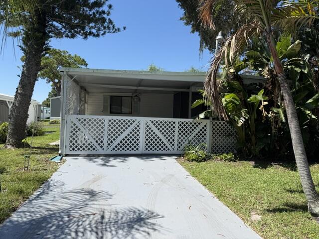 Photo 1 of 36 — 126 Yuma Way, Fort Pierce, FL 34946