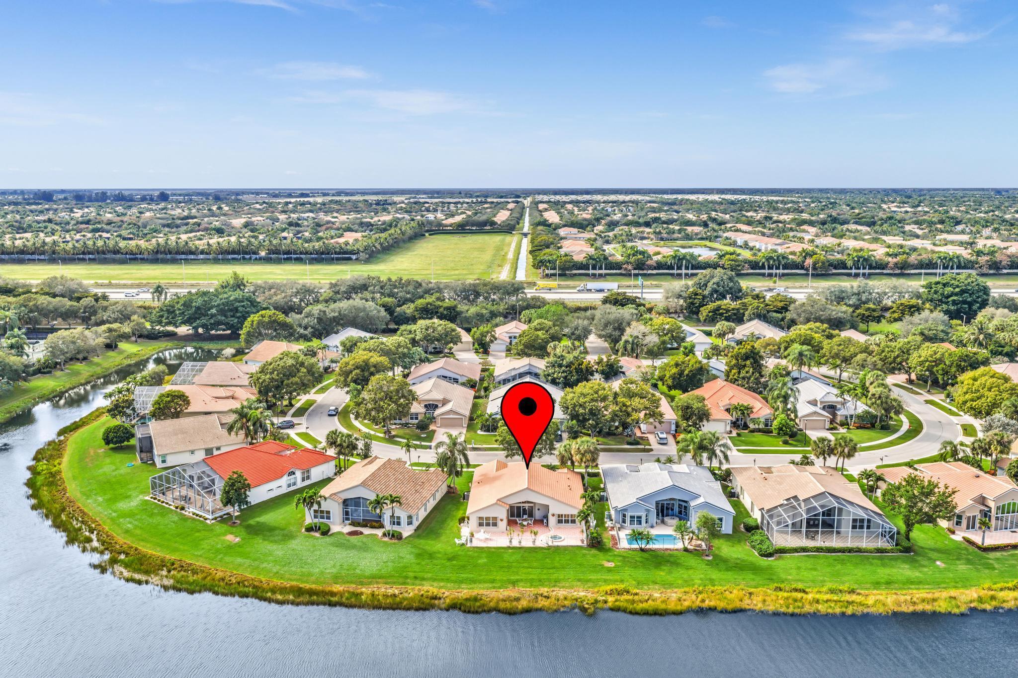 VALENCIA LAKES - Residential