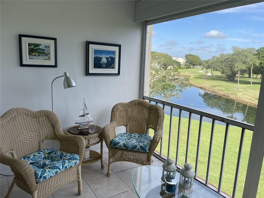 ORIOLE GOLF & TENNIS CLUB - Residential