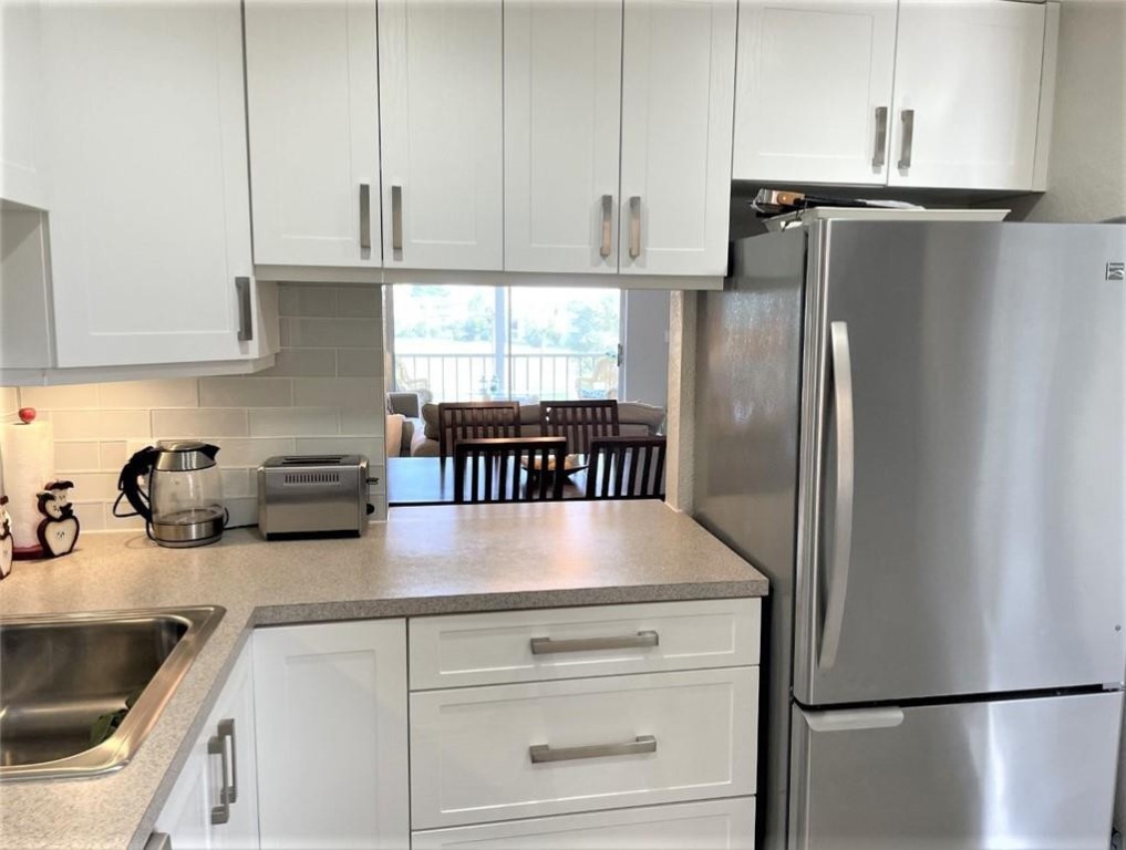 ORIOLE GOLF & TENNIS CLUB - Residential