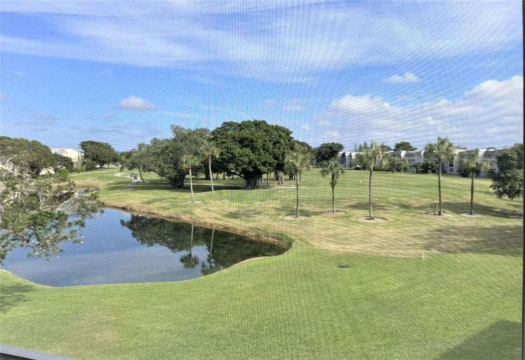 ORIOLE GOLF & TENNIS CLUB - Residential