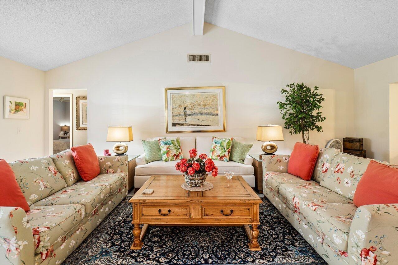 QUAIL RIDGE - Residential