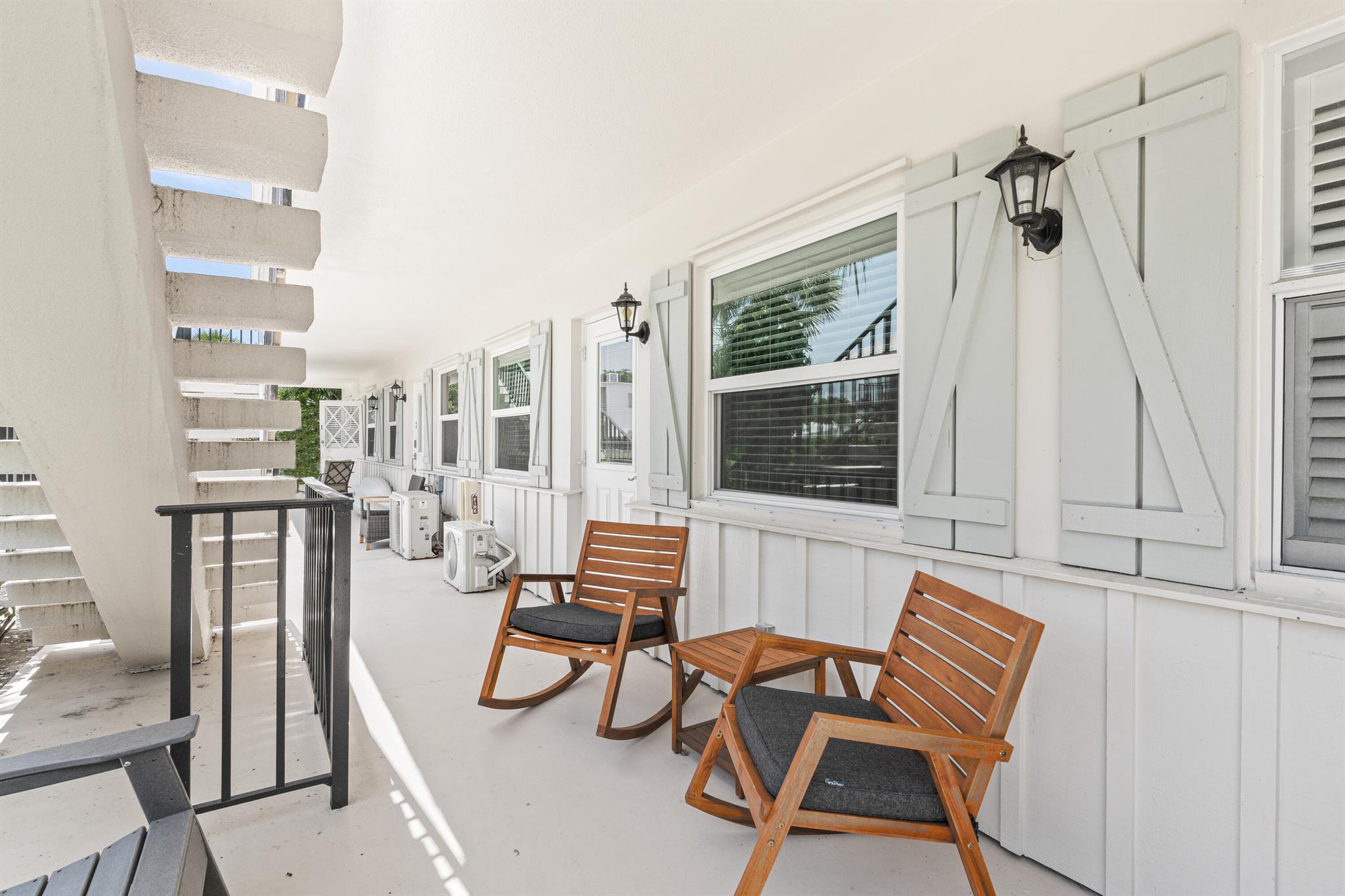 100 Bravado Lane 3