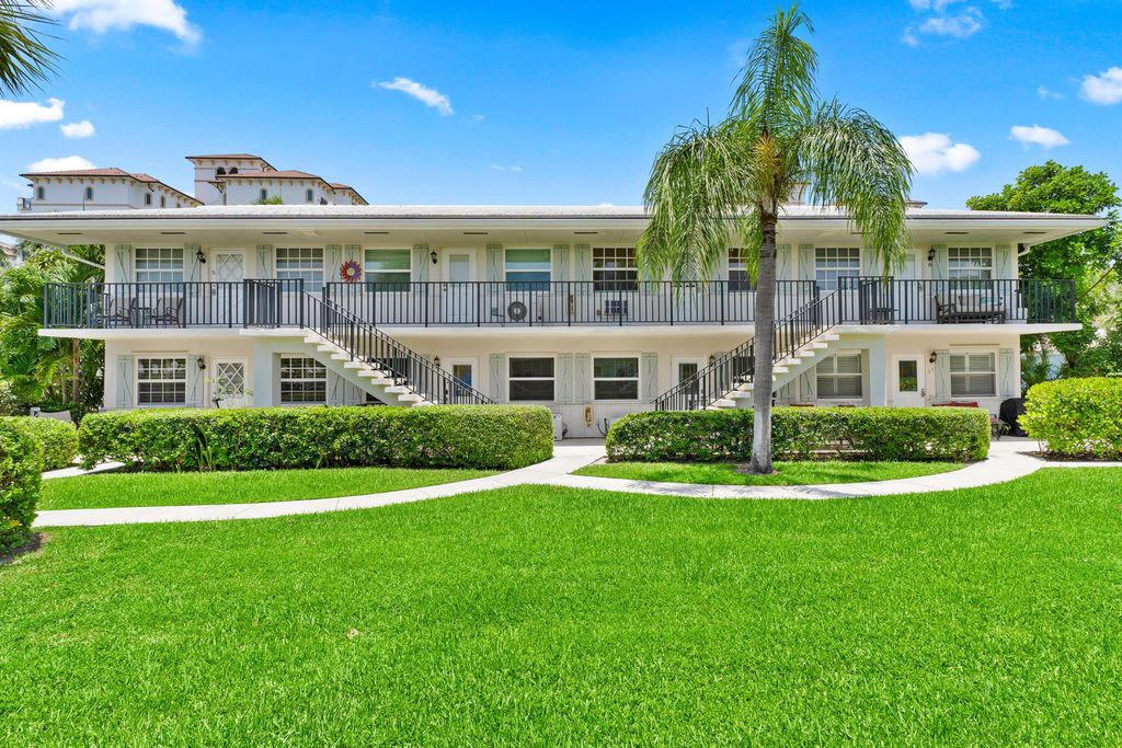 Photo of 100 Bravado Lane #3, Palm Beach Shores, FL 33404 (MLS # R11105393)