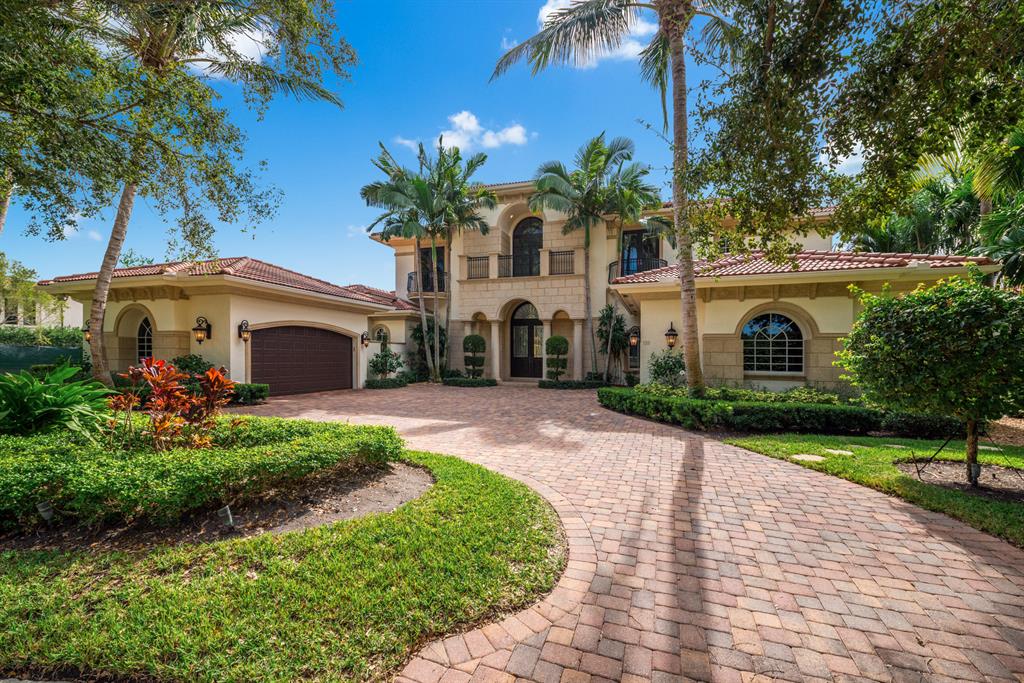 ADMIRALS COVE - Residential