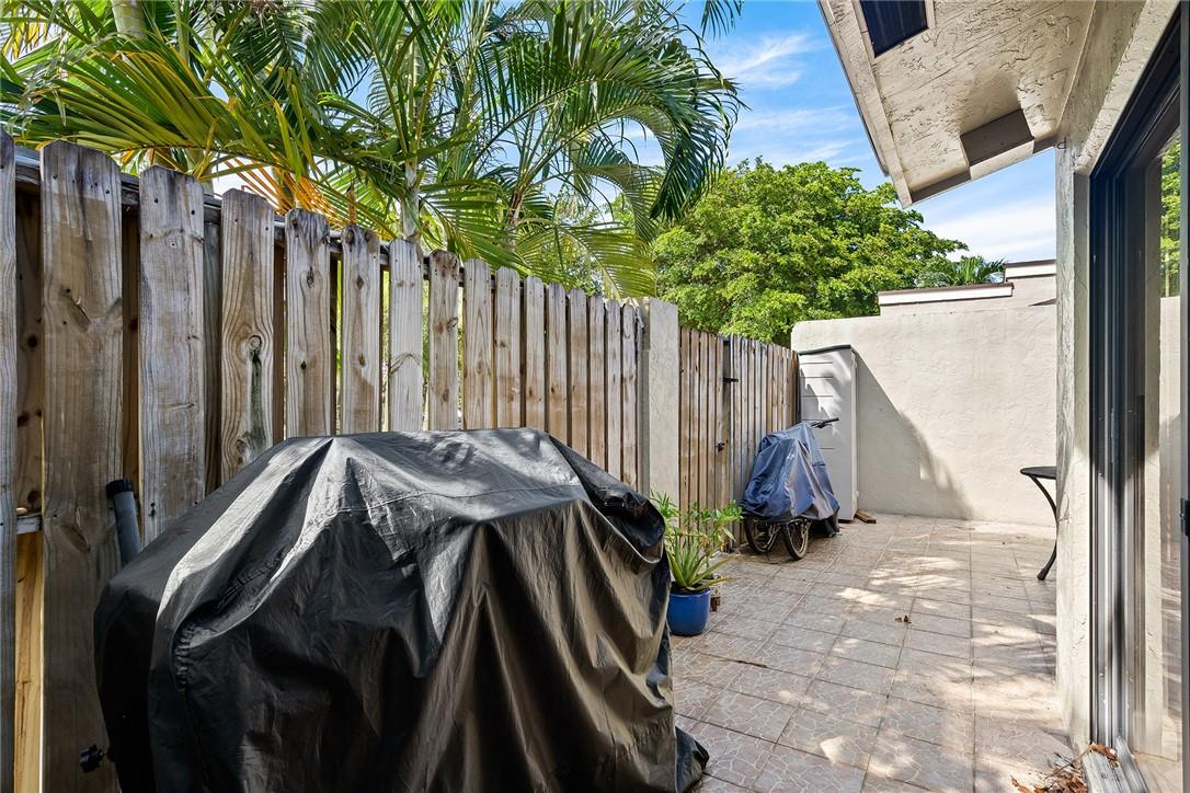 Meadows 300 - Residential Lease