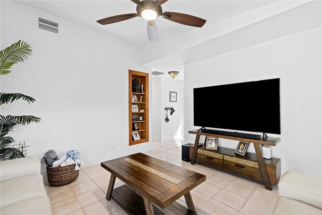 Meadows 300 - Residential Lease