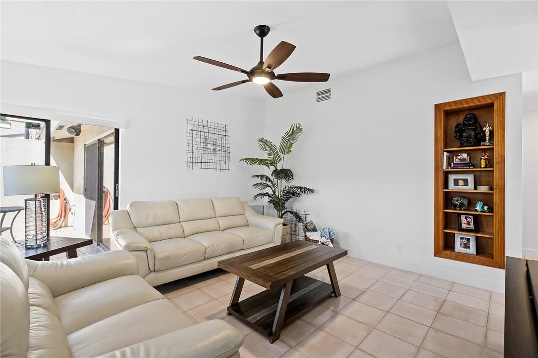 Meadows 300 - Residential Lease