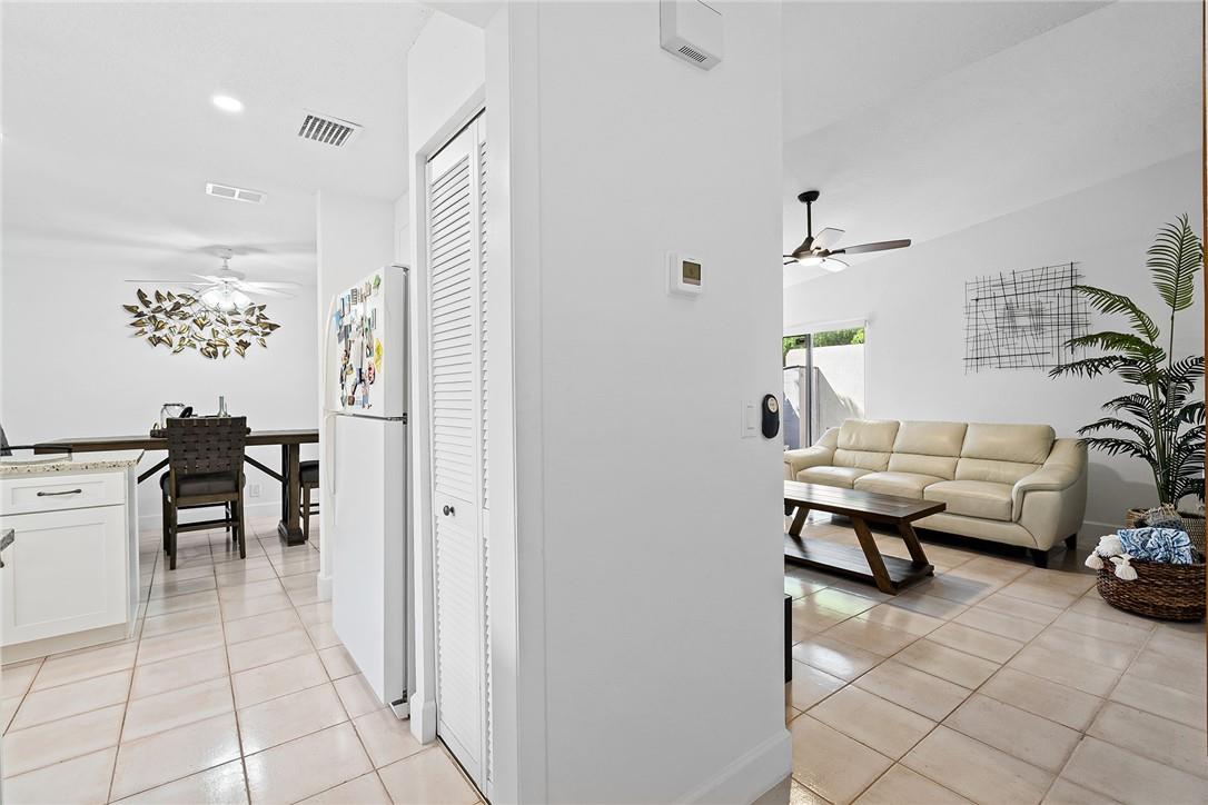 Meadows 300 - Residential Lease