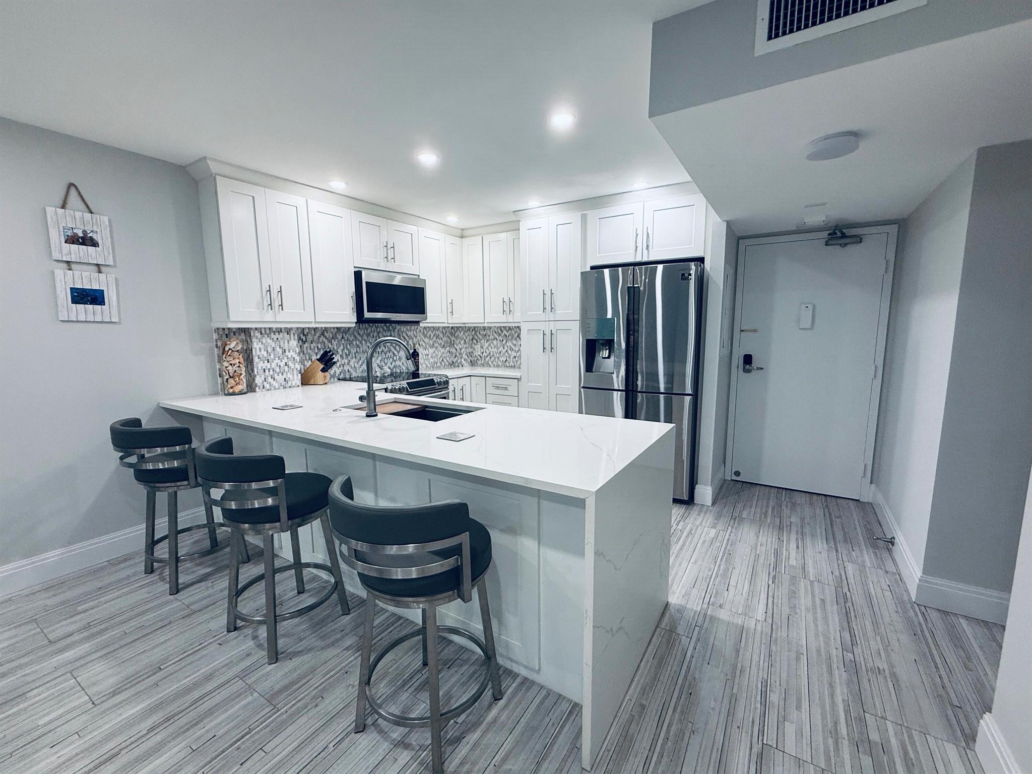 3540 S Ocean Boulevard 201
