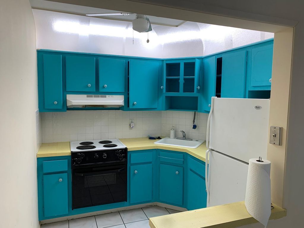Photo of 2453 NE 51st Street #D316, Fort Lauderdale, FL 33308 (MLS # B26033268)