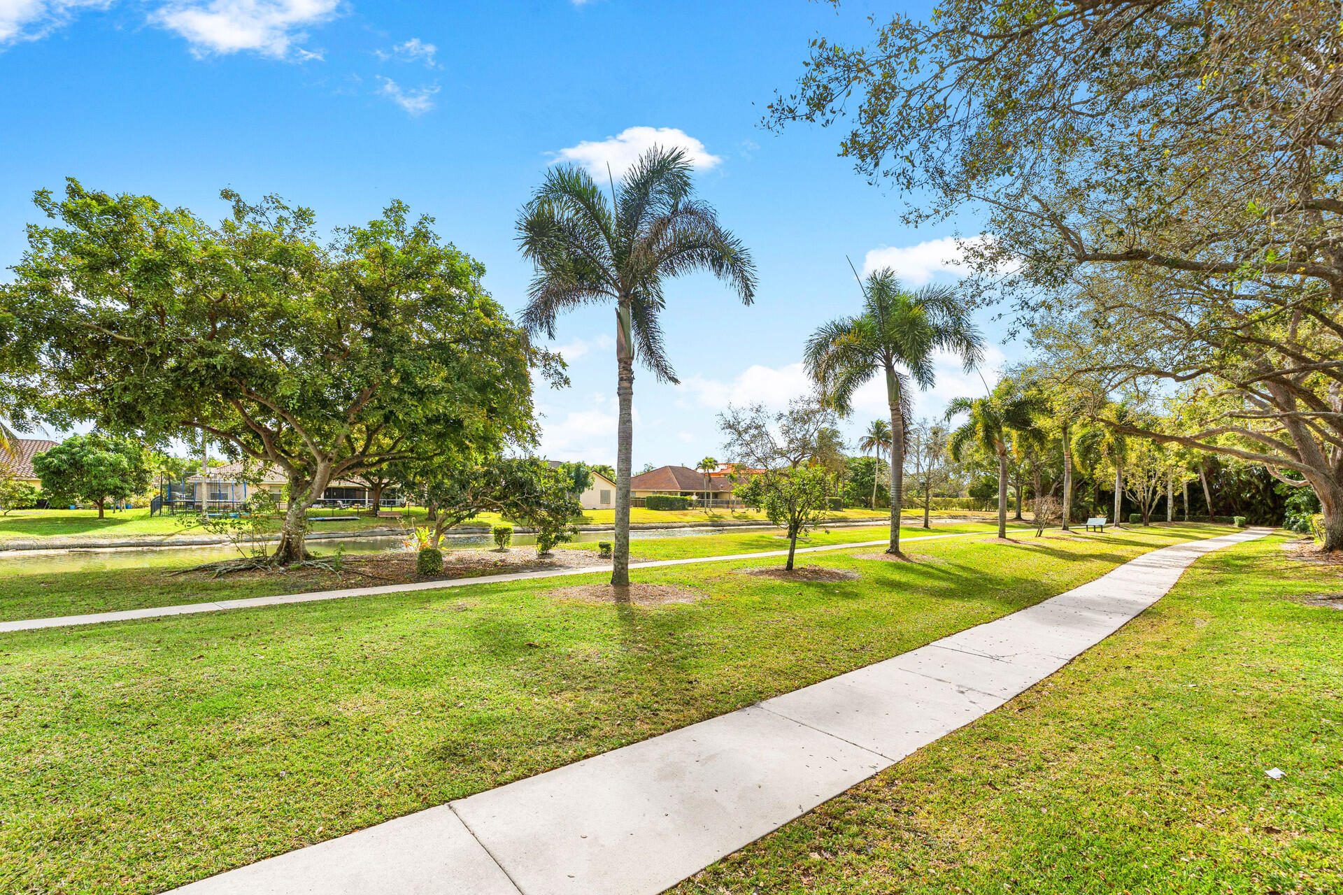 LAKES AT BOCA RATON PAR K - Residential