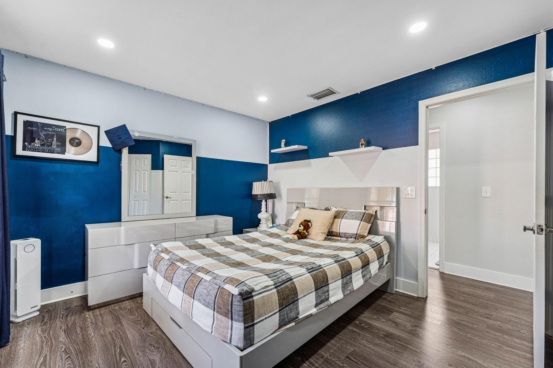 LAKES AT BOCA RATON PAR K - Residential