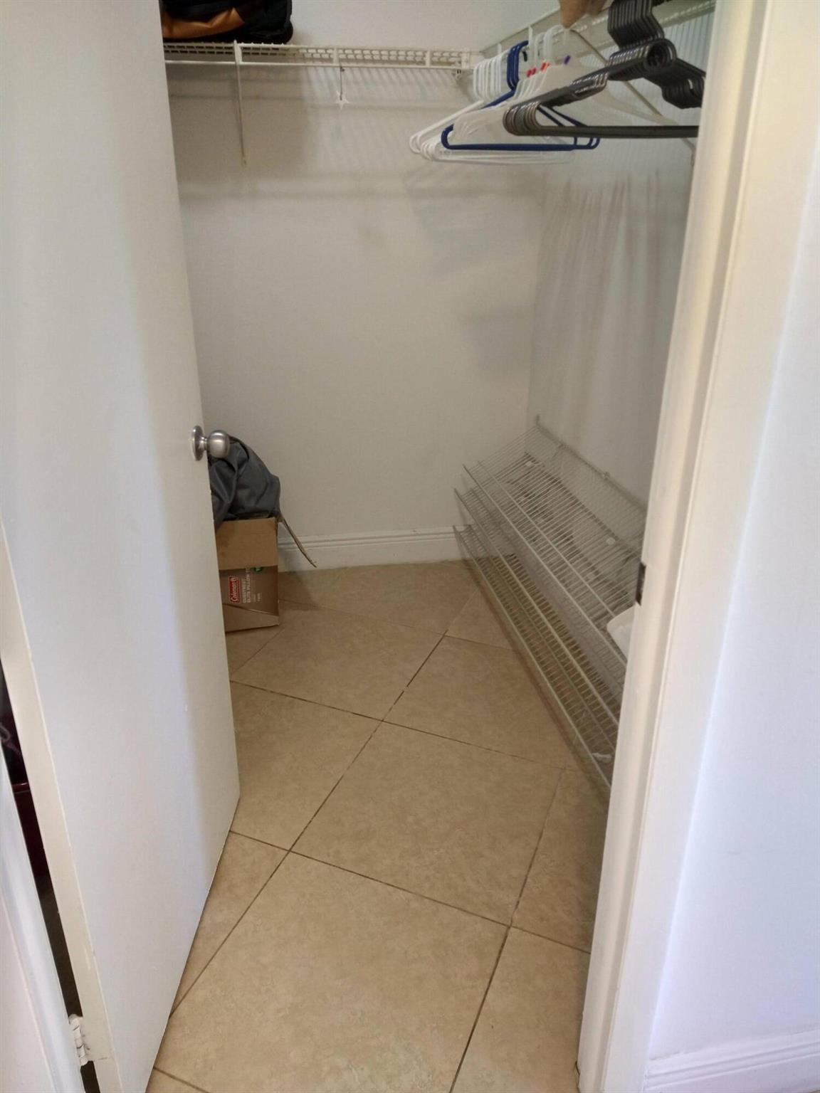 NAUTICAL TOWERS CONDO - Residential Lease