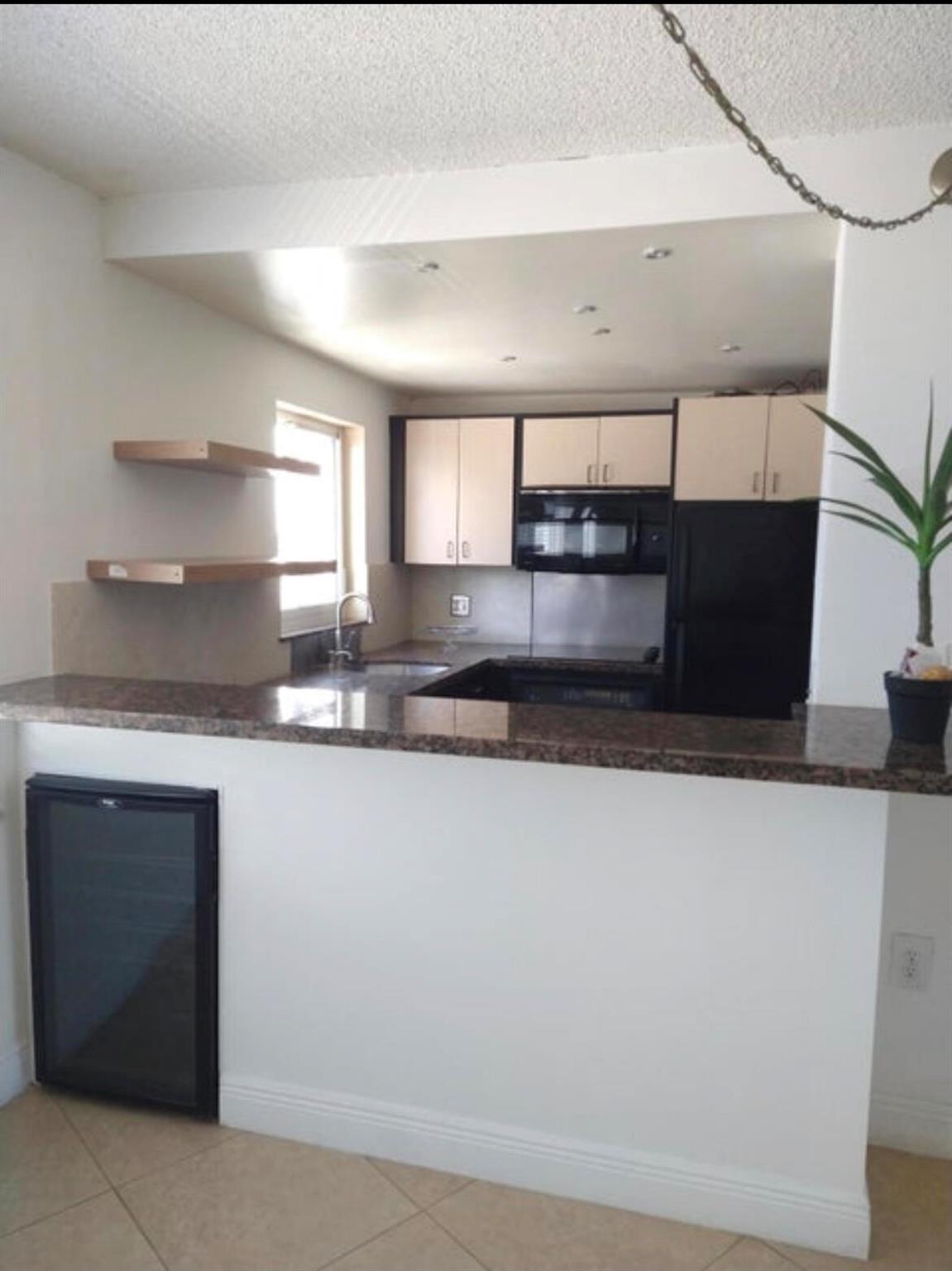 NAUTICAL TOWERS CONDO - Residential Lease