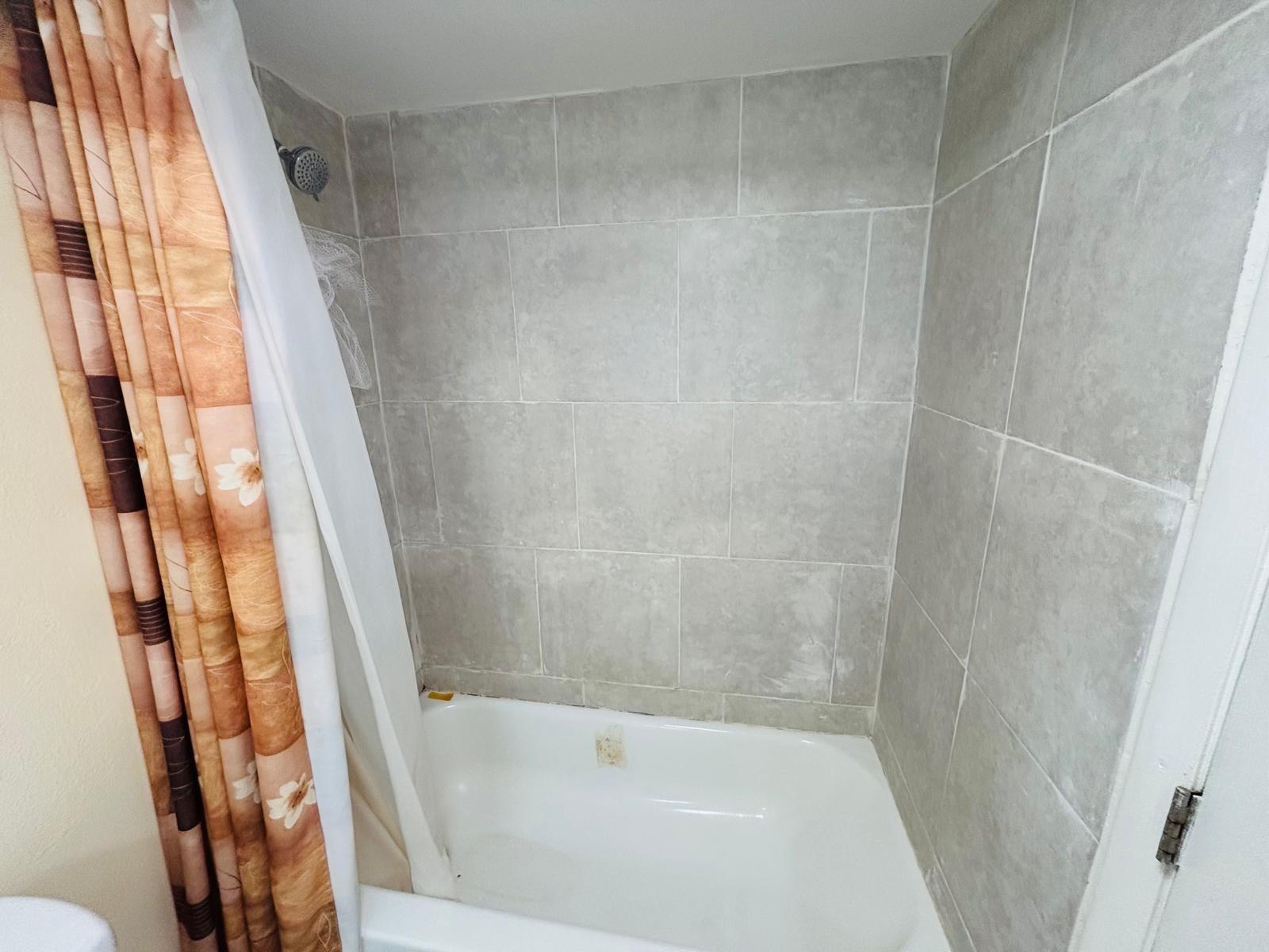 Wood Hue II Condo - Residential Lease