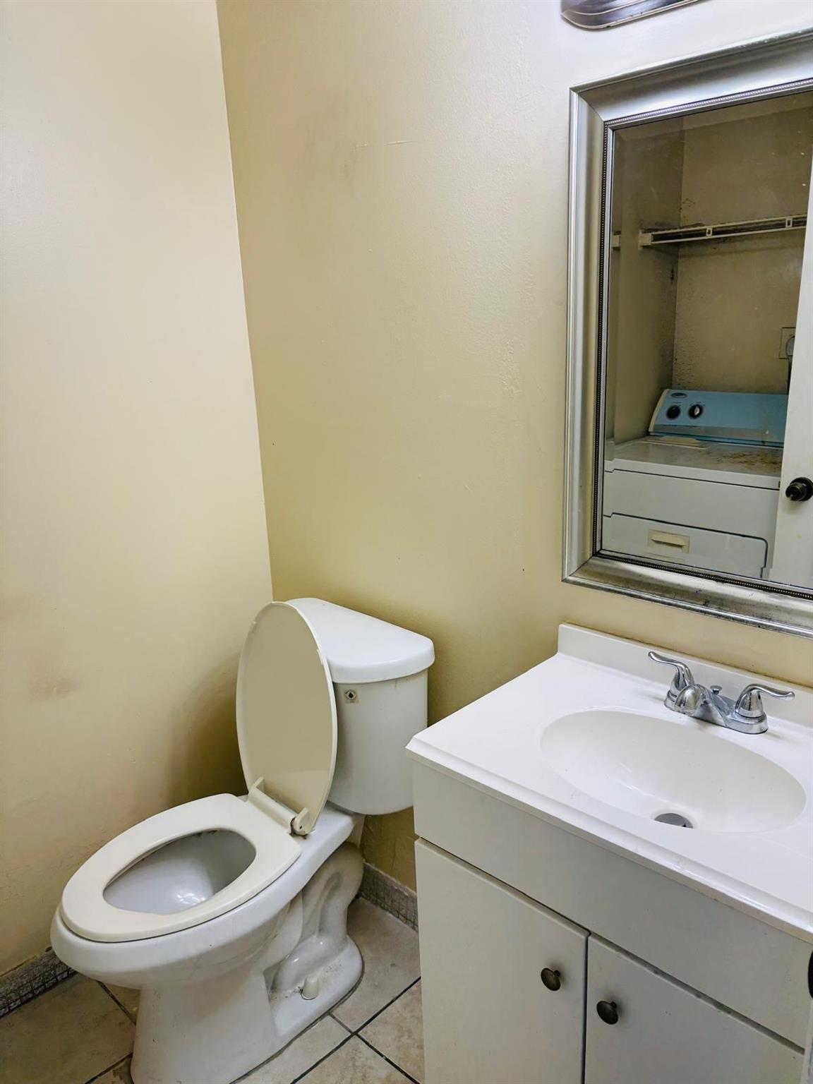 Wood Hue II Condo - Residential Lease