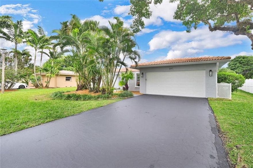 Beautiful FULLY UPDATED home in RED HOT Ramblewood neighborhood with NO HOA! Featuring updated tile and laminate flooring throughout the home! Very large bedrooms! Freshly painted inside & outside. Updated kitchen w/ newer stainless steel appliances & beautiful granite countertops! Both bathrooms are also upgraded. Master bathroom is a cabana bath off the pool area and features new tile & frameless glass shower door. Master bedroom features an XL walk-in closet. Large screened-in pool area and plenty of backyard space for the kids or pets! AC replaced in 2021, Roof replaced 2004, water heater replaced 2018.