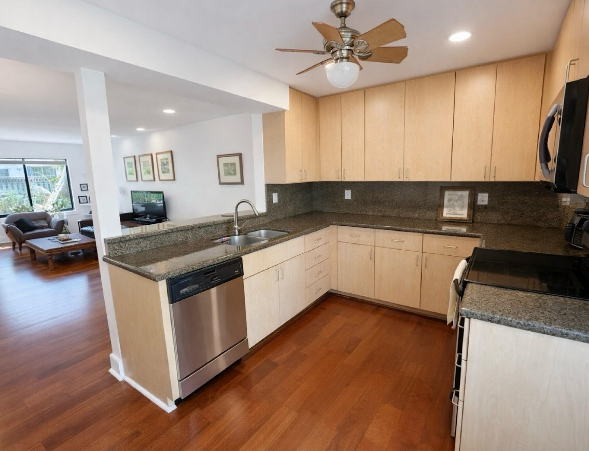 TAMERLANE - Residential