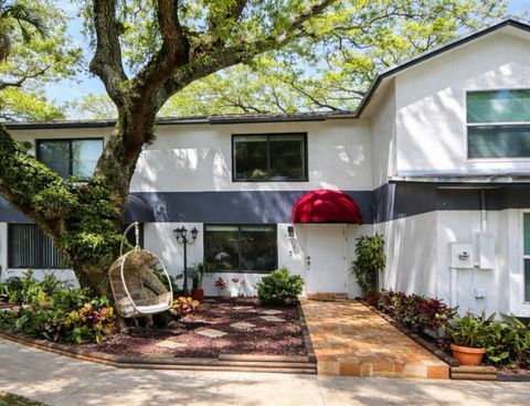 3441 Oak Drive Hollywood FL 33021