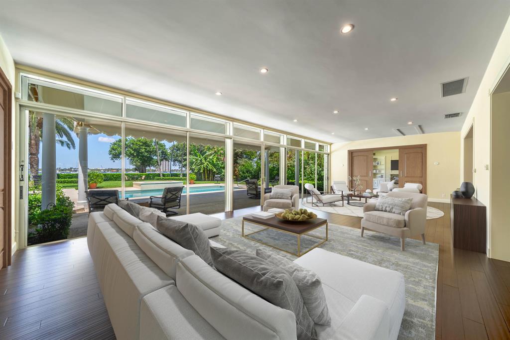 EL ENCANTO 2 - Residential