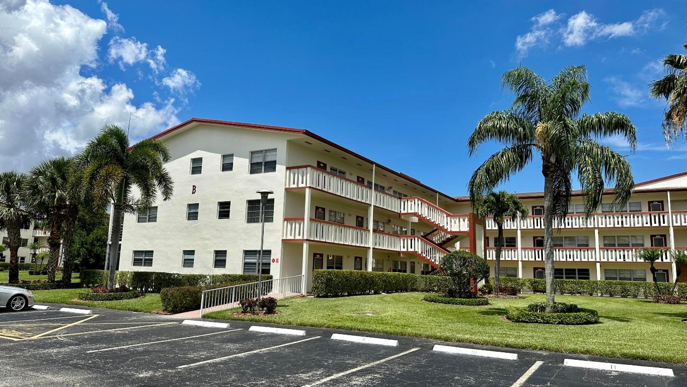 CENTURY VILLAGE - Residential