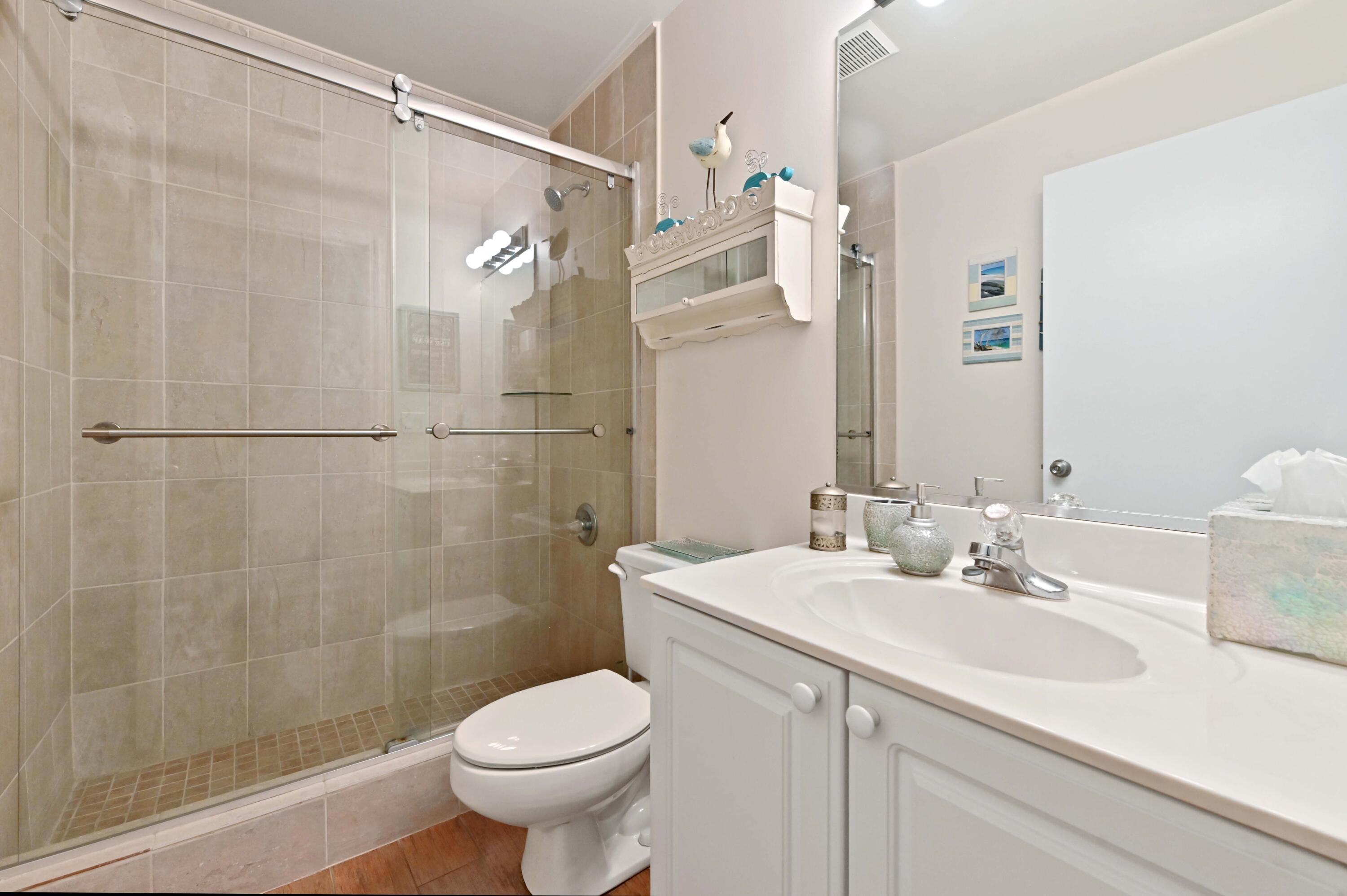 SHERWOOD FOREST - Residential