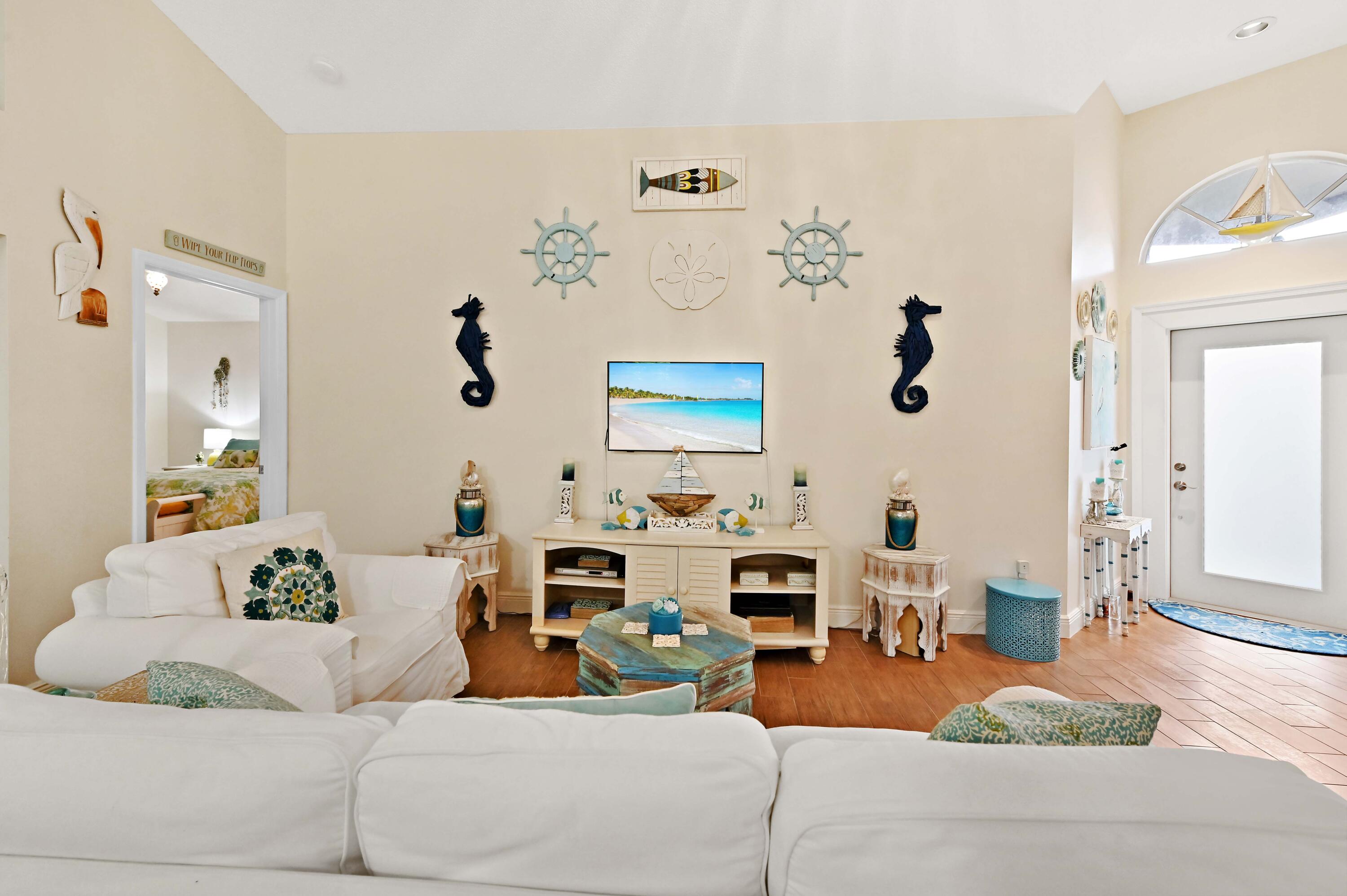 SHERWOOD FOREST - Residential