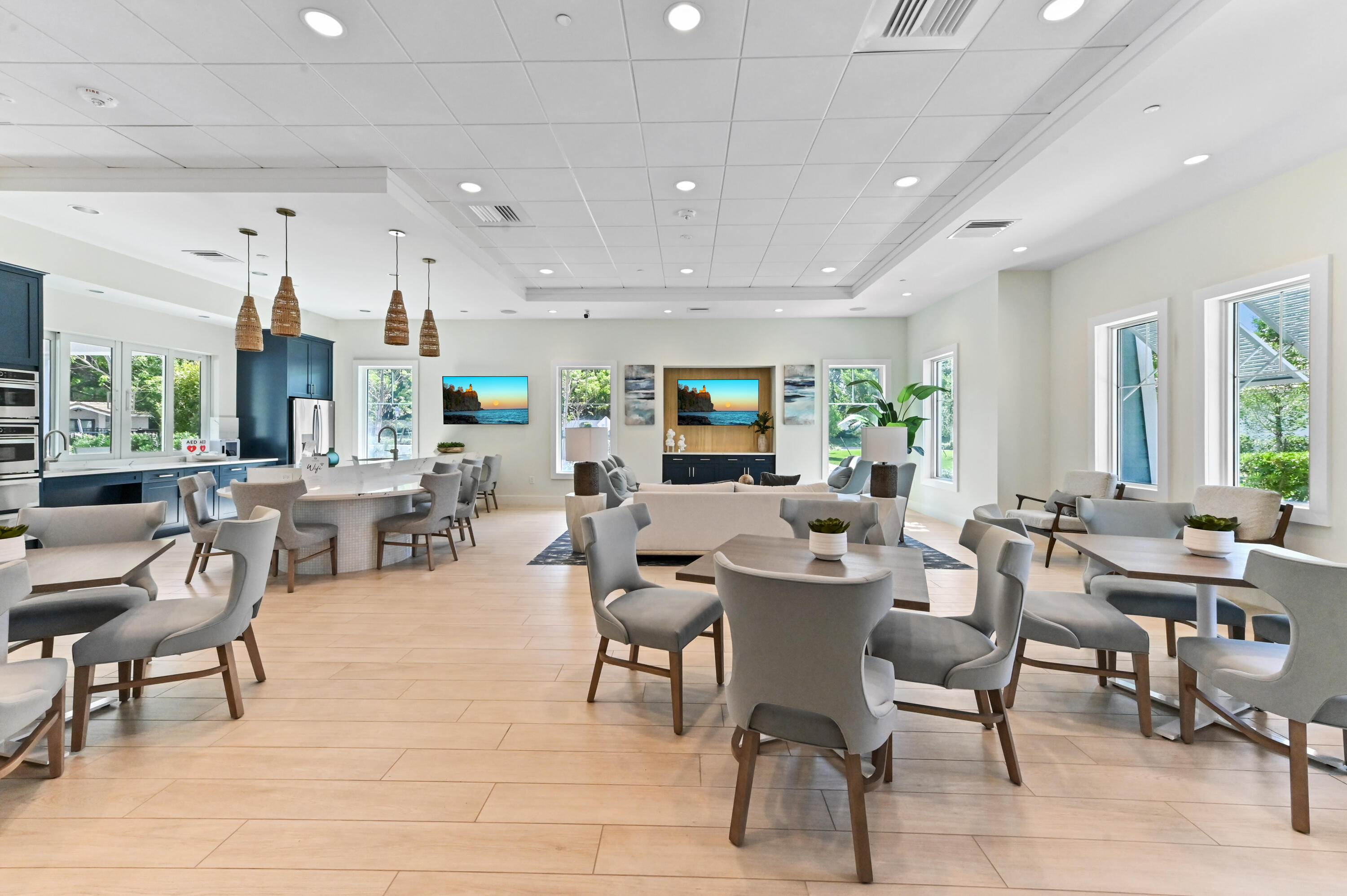 SHERWOOD FOREST - Residential