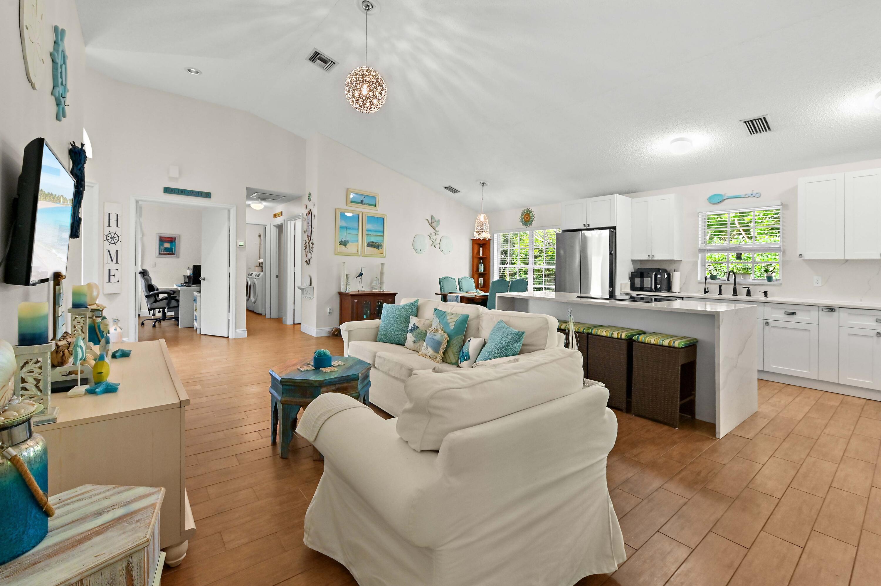 SHERWOOD FOREST - Residential