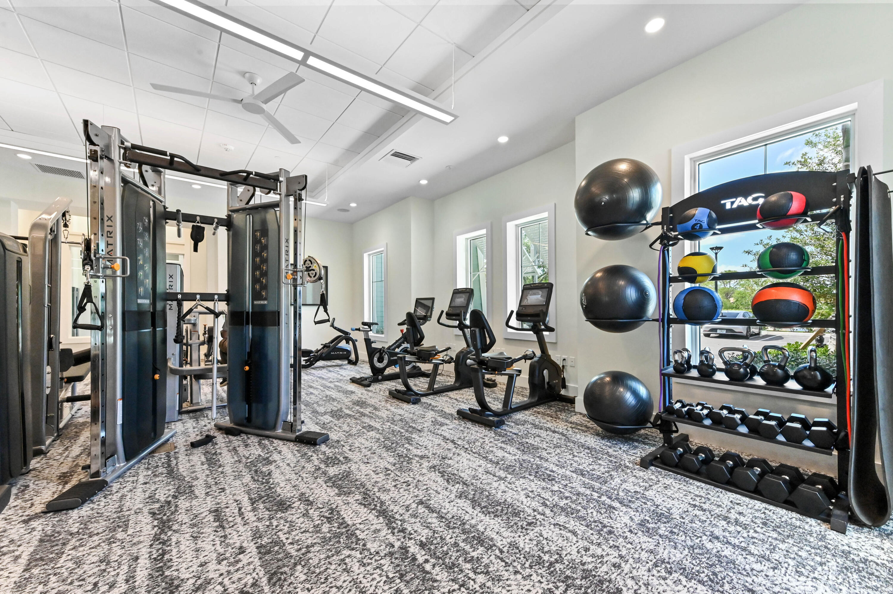 SHERWOOD FOREST - Residential