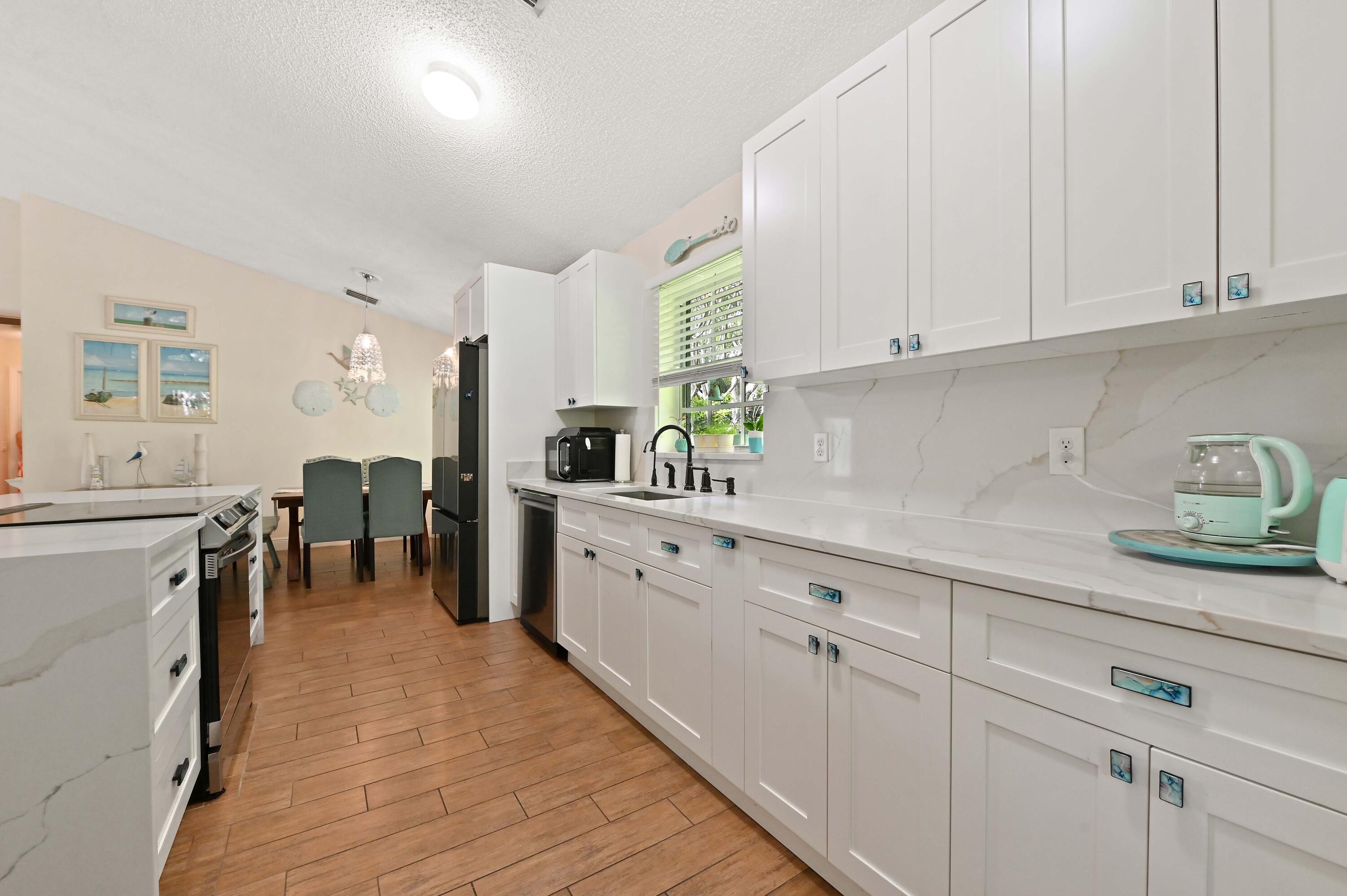 SHERWOOD FOREST - Residential