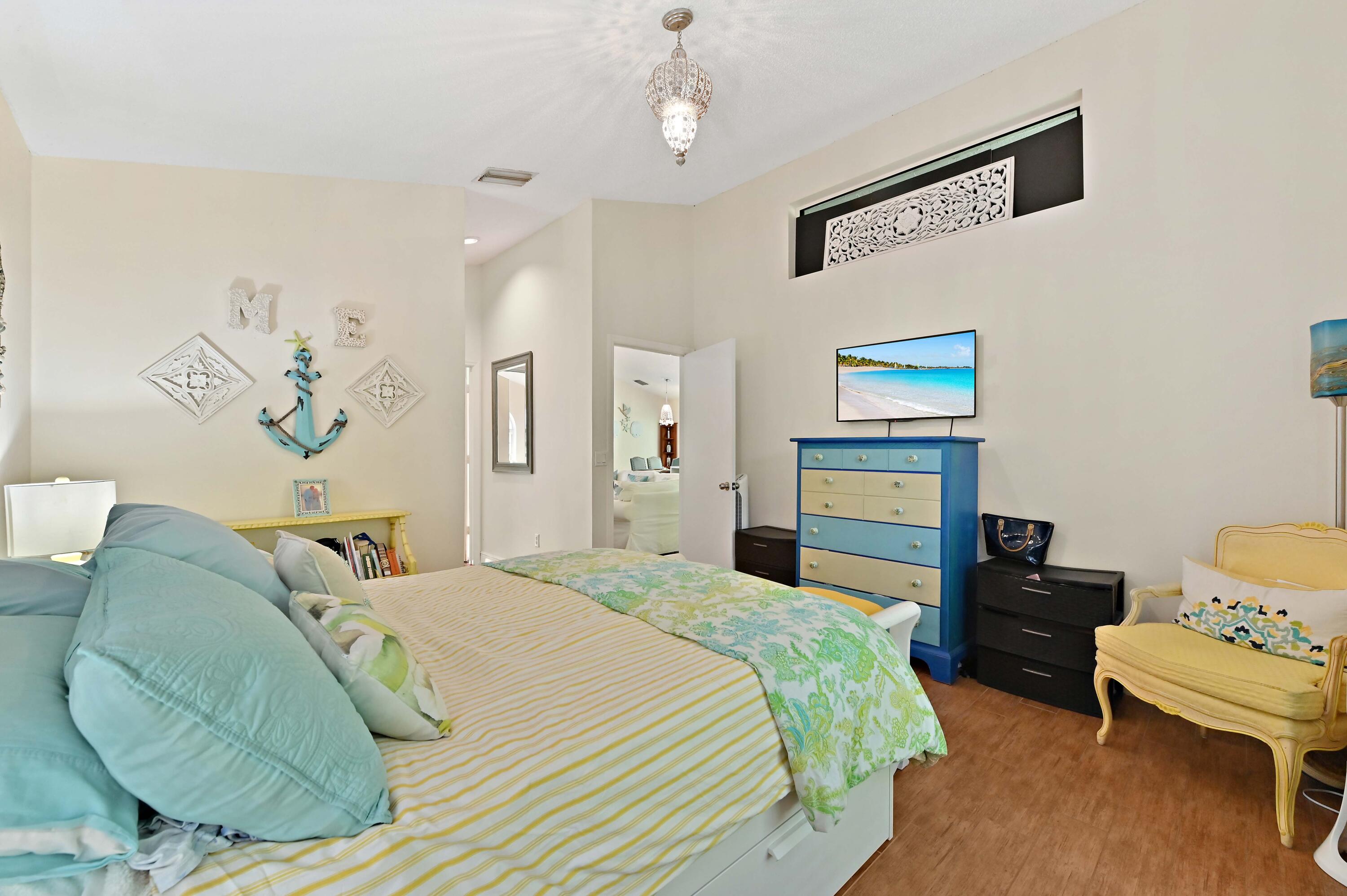 SHERWOOD FOREST - Residential