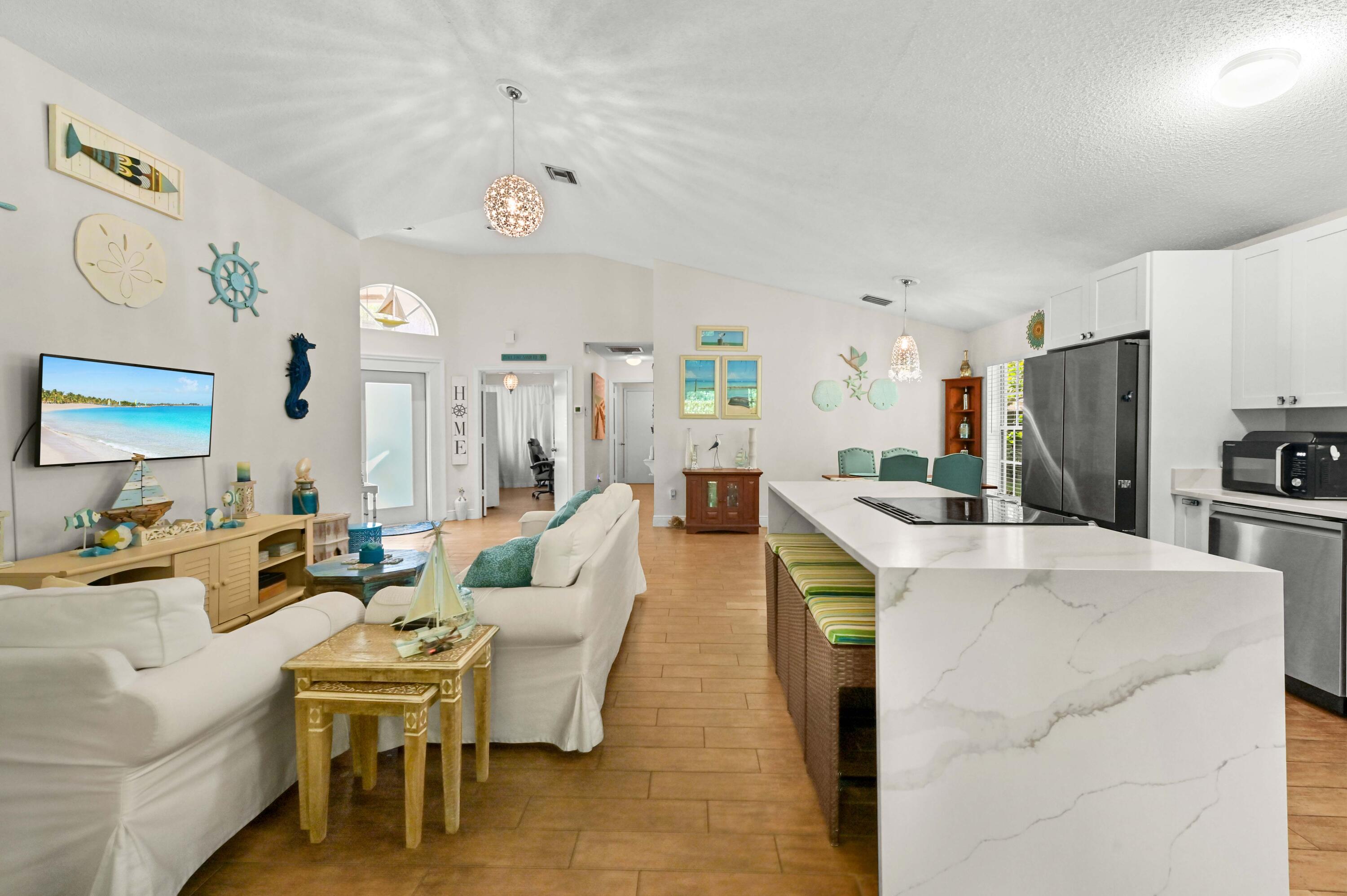 SHERWOOD FOREST - Residential