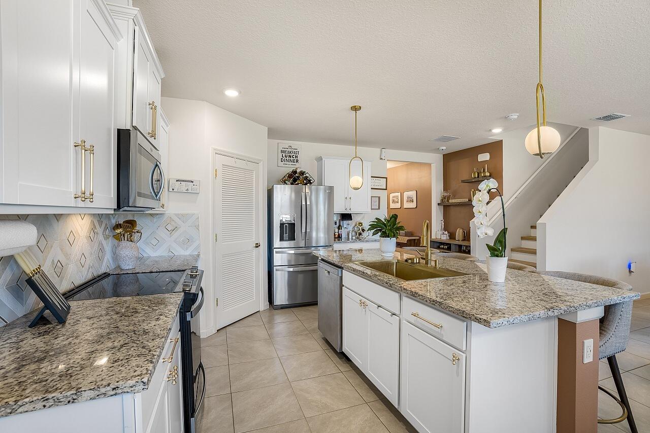 CYPRESS BAY WEST -  PHASE 1A - Residential