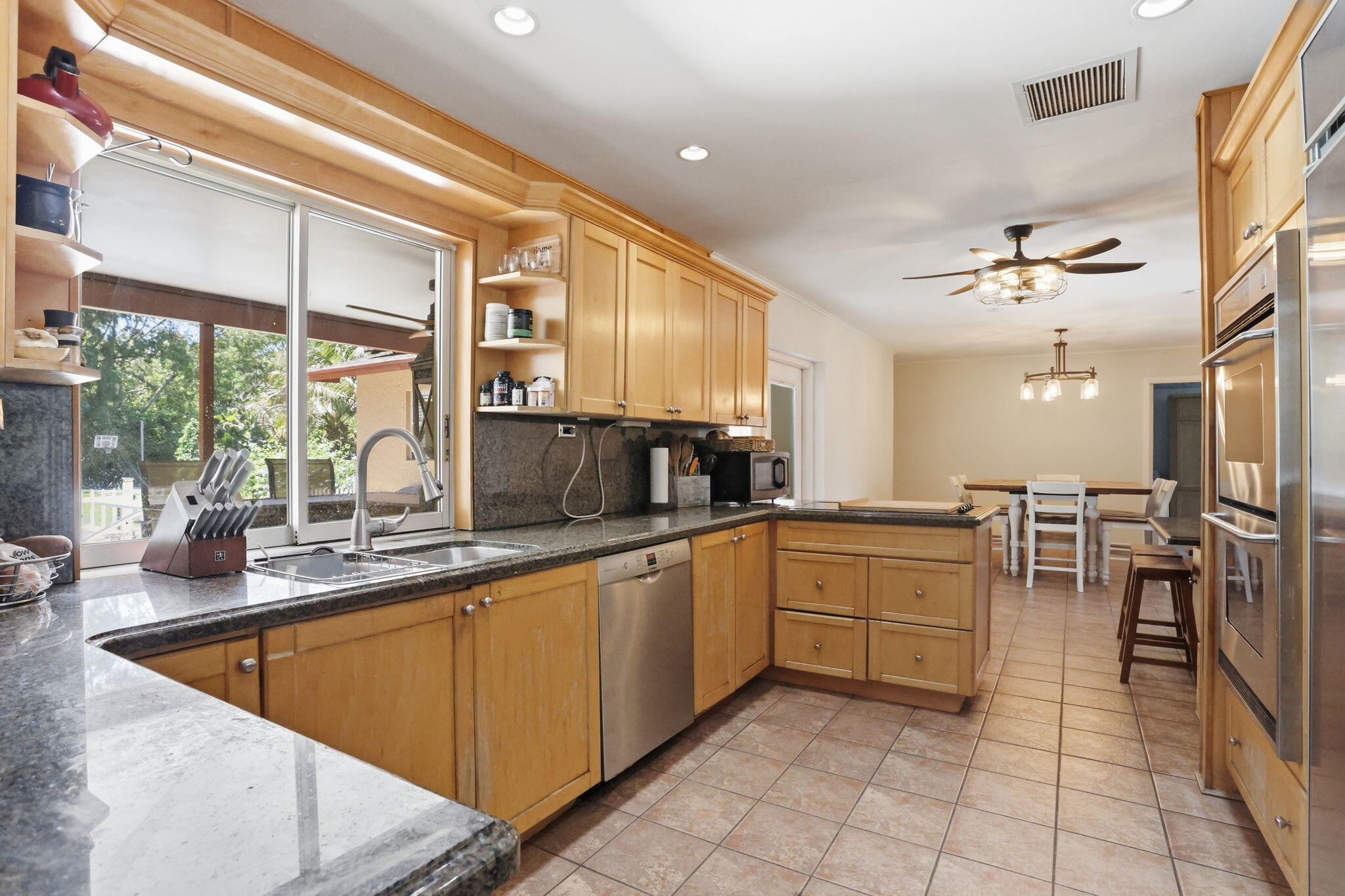 FLORIDA GARDENS 2 - Residential